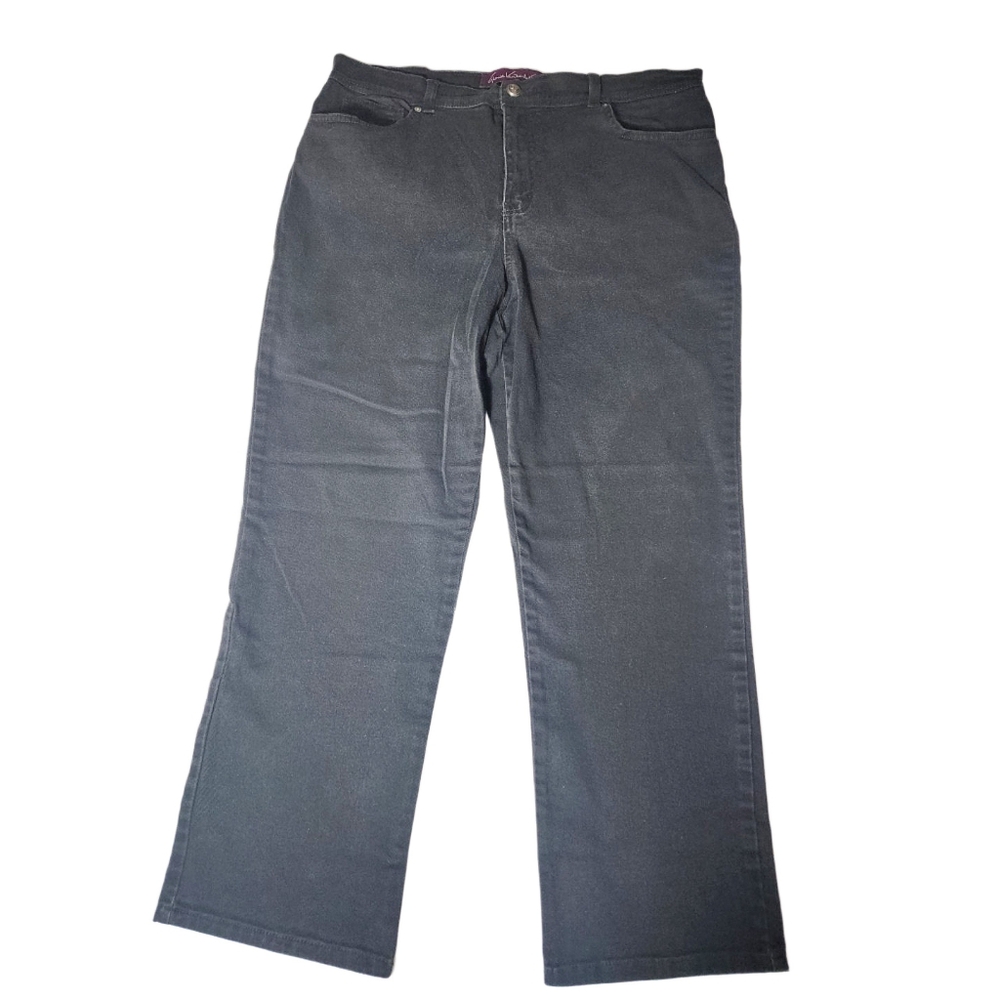 Gloria Vanderbilt Amanda jeans Size 16 Short Black for women